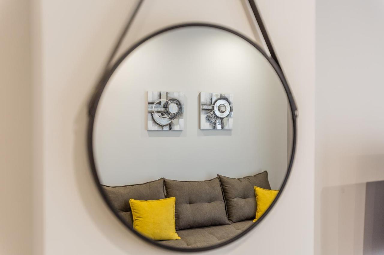 Raise Athens Metro Apartments Bagian luar foto