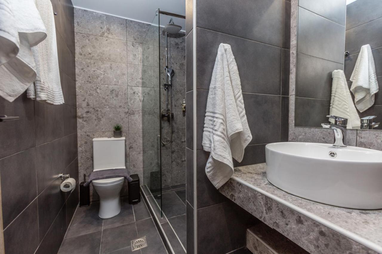Raise Athens Metro Apartments Bagian luar foto