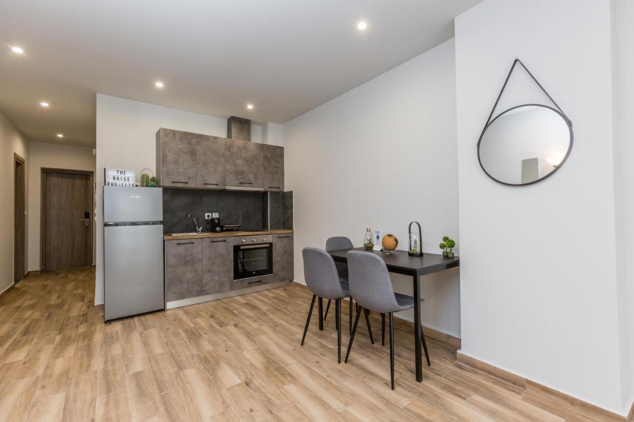 Raise Athens Metro Apartments Bagian luar foto