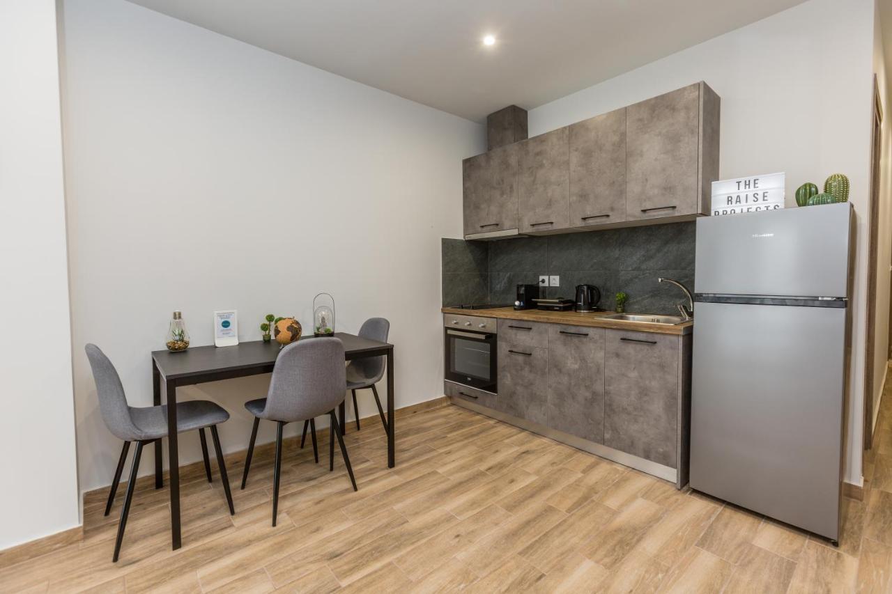 Raise Athens Metro Apartments Bagian luar foto