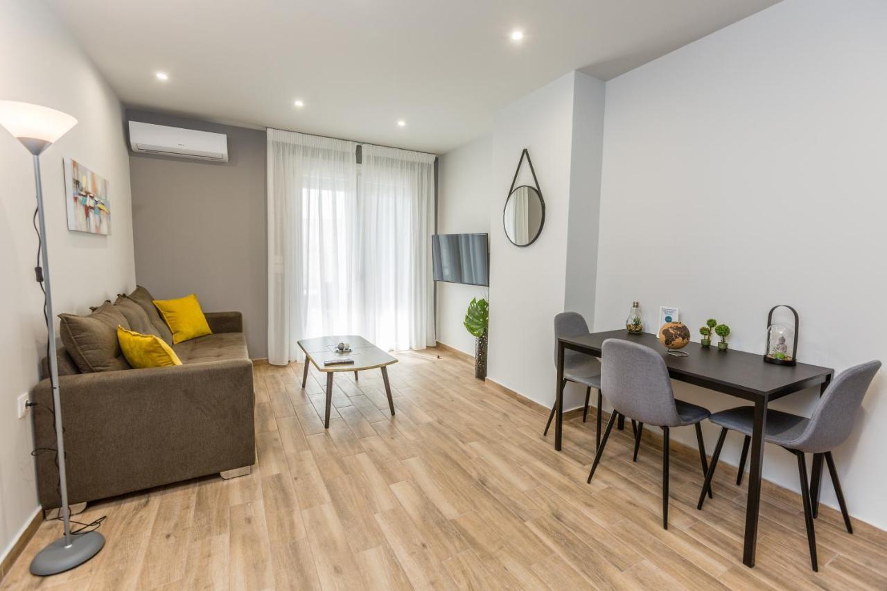 Raise Athens Metro Apartments Bagian luar foto