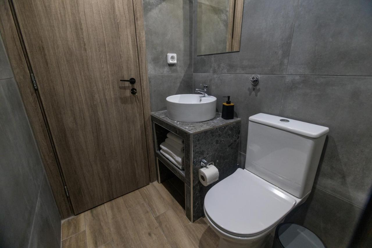 Raise Athens Metro Apartments Bagian luar foto