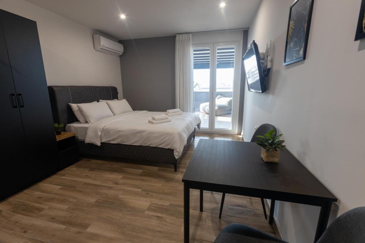 Raise Athens Metro Apartments Bagian luar foto